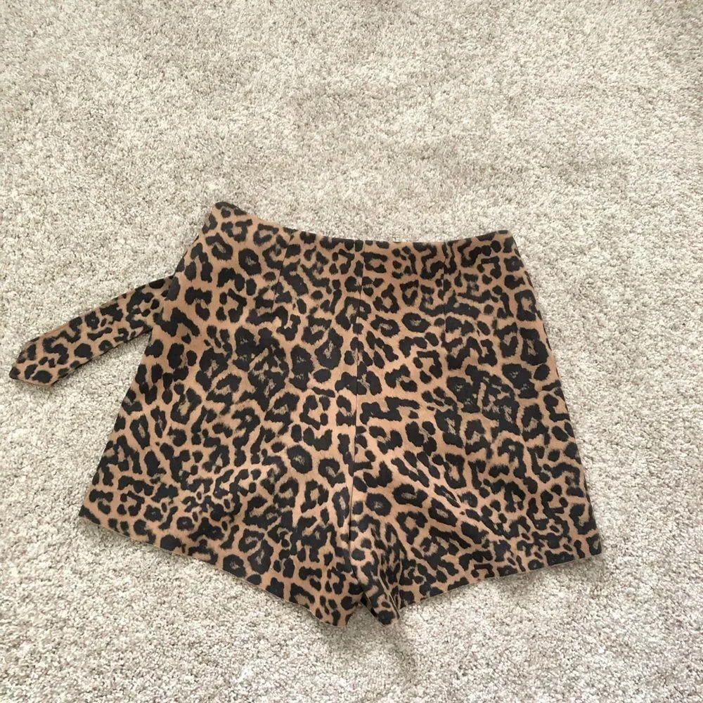 Zara leopard print cheetah short mini skort, size xs - Picture 4 of 9